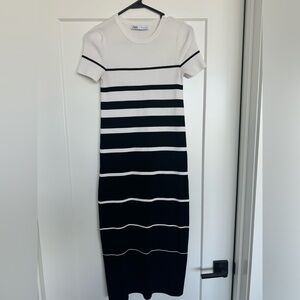 Zara Colorblock Knit Midi Dresss